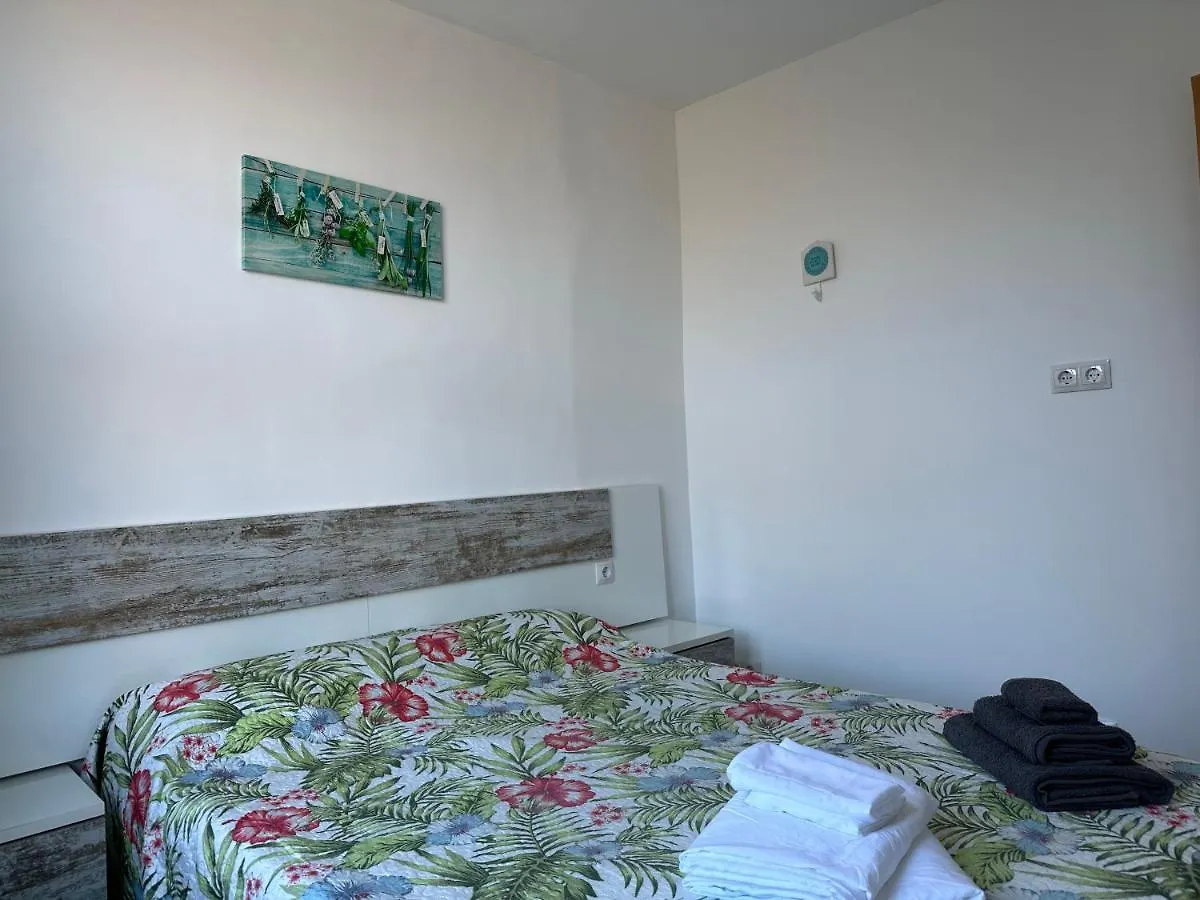 Alojamiento Entero. Piso En El Centro De El Vendrell. Appartement